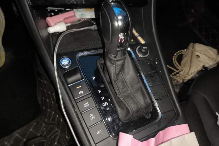 Used Volkswagen Bora 2021 280TSI DSG Elite Smart Connectivity Version Gear Lever