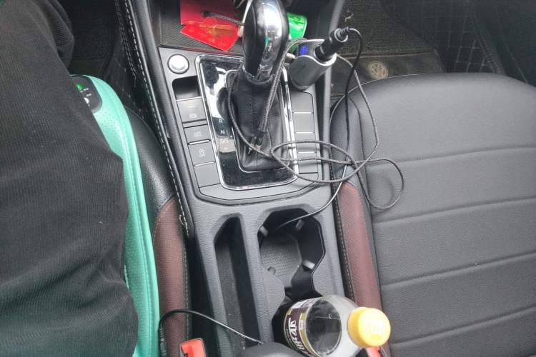 Used Volkswagen Bora 2021 1.5L Automatic Comfort Smart Connect Edition Gear Lever