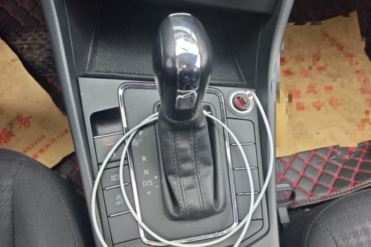 Used Volkswagen Bora 2021 1.5L Automatic Fashionable Smart Connectivity Version Gear Lever