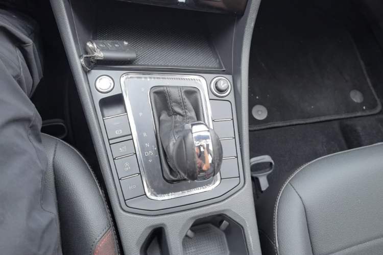 Used Volkswagen Bora 2021 280TSI DSG Elite Smart Connectivity Version Gear Lever