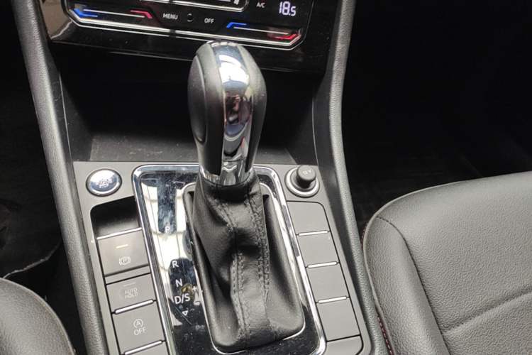 Used Volkswagen Bora 2021 280TSI DSG Elite Smart Connectivity Version Gear Lever