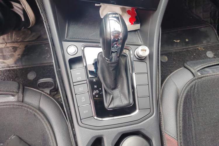 Used Volkswagen Bora 2021 280TSI DSG Elite Smart Connectivity Version Gear Lever