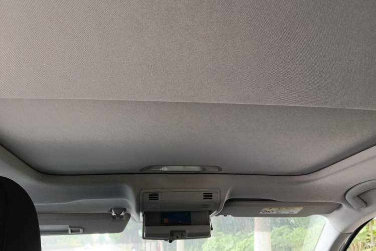 Used Volkswagen Bora 2021 1.5L Automatic Elite Smart Connect Edition Headliner