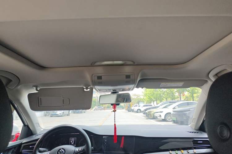 Used Volkswagen Bora 2021 1.5L Automatic Comfort Smart Connect Edition Headliner