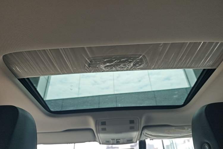 Used Volkswagen Bora 2021 1.5L Automatic Comfort Smart Connect Edition Headliner