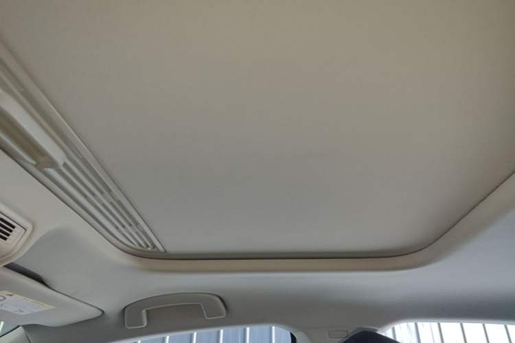 Used Volkswagen Bora 2021 1.5L Automatic Elite Smart Connect Edition Headliner