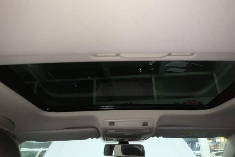 Used Volkswagen Bora 2021 1.5L Automatic Comfort Smart Connect Edition Headliner