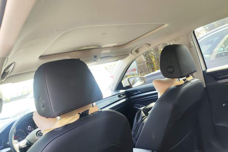Used Volkswagen Bora 2021 1.5L Automatic Comfort Smart Connect Edition Headliner