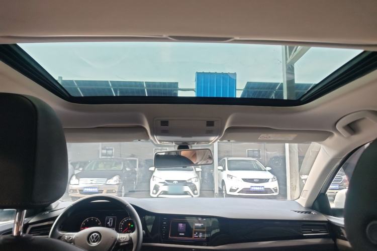 Used Volkswagen Bora 2021 1.5L Automatic Elite Smart Connect Edition Headliner