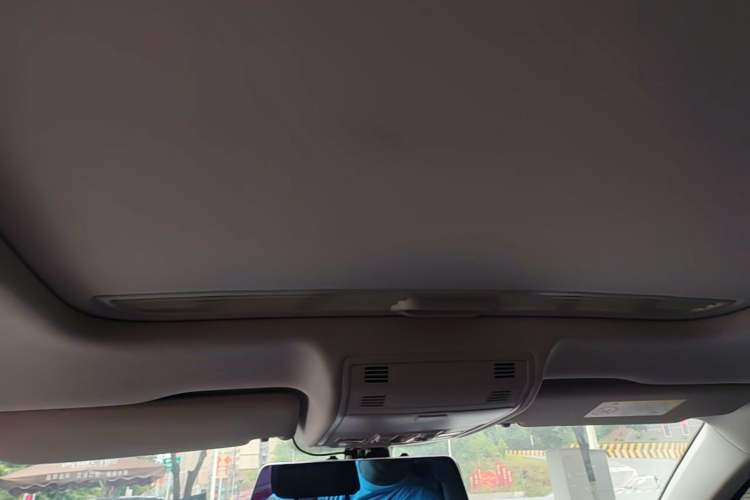 Used Volkswagen Bora 2021 1.5L Automatic Elite Smart Connect Edition Headliner