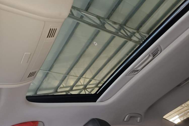 Used Volkswagen Bora 2021 1.5L Automatic Elite Smart Connect Edition Headliner
