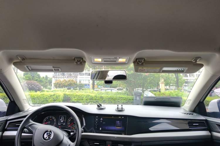 Used Volkswagen Bora 2021 1.5L Automatic Fashionable Smart Connectivity Version Headliner