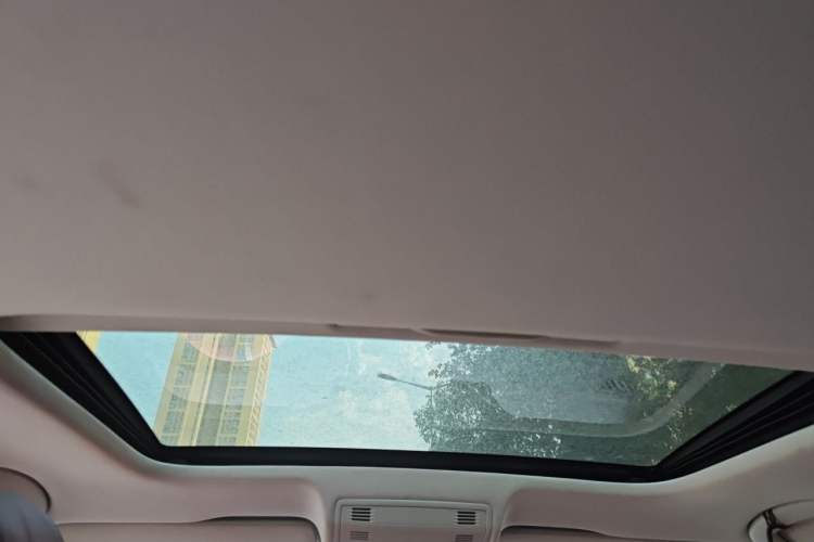 Used Volkswagen Bora 2021 1.5L Automatic Elite Smart Connect Edition Headliner