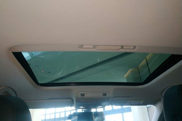 Used Volkswagen Bora 2021 1.5L Automatic Elite Smart Connect Edition Headliner