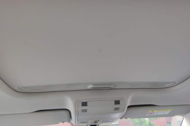 Used Volkswagen Bora 2021 1.5L Automatic Elite Smart Connect Edition Headliner