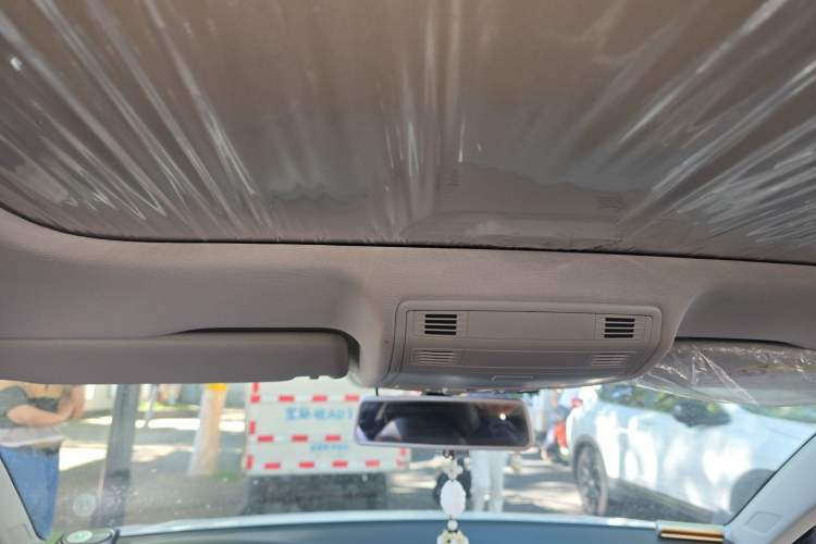 Used Volkswagen Bora 2021 1.5L Automatic Comfort Smart Connect Edition Headliner