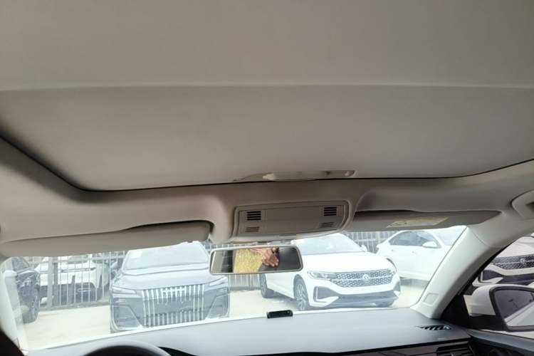 Used Volkswagen Bora 2021 1.5L Automatic Comfort Smart Connect Edition Headliner