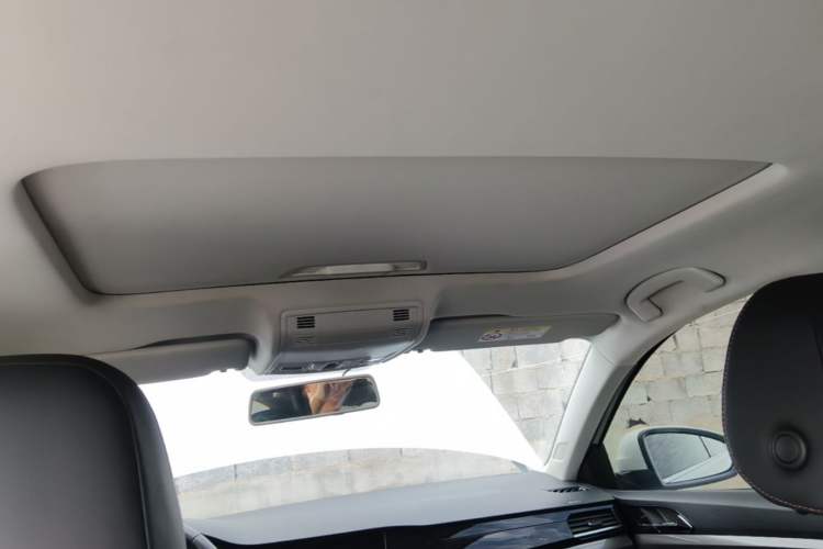 Used Volkswagen Bora 2021 1.5L Automatic Comfort Smart Connect Edition Headliner