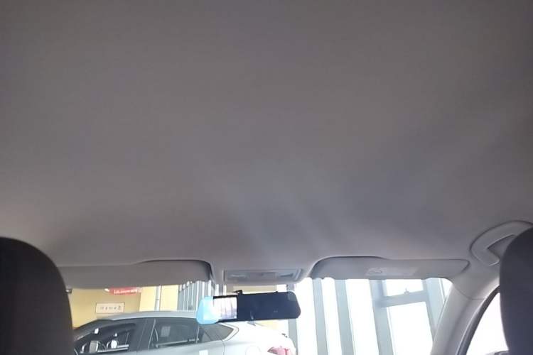 Used Volkswagen Bora 2021 1.5L Manual Fashion Smart Connect Edition Headliner