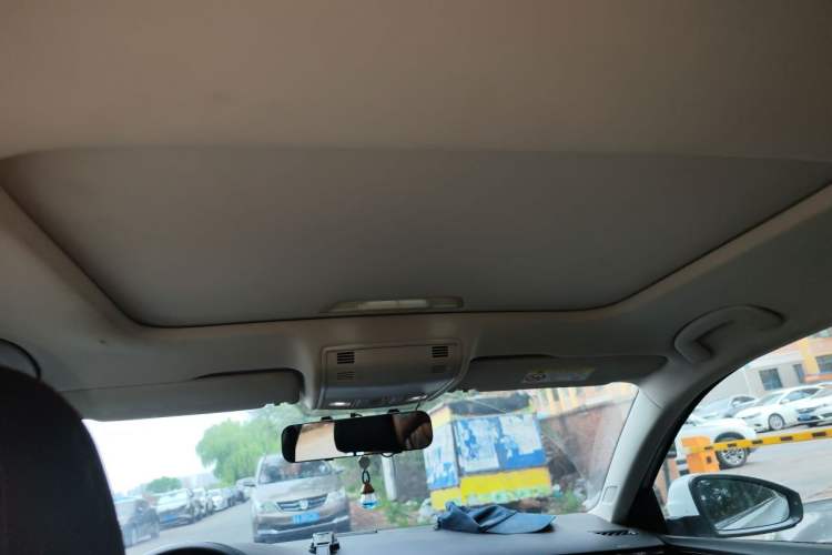 Used Volkswagen Bora 2021 1.5L Automatic Comfort Smart Connect Edition Headliner