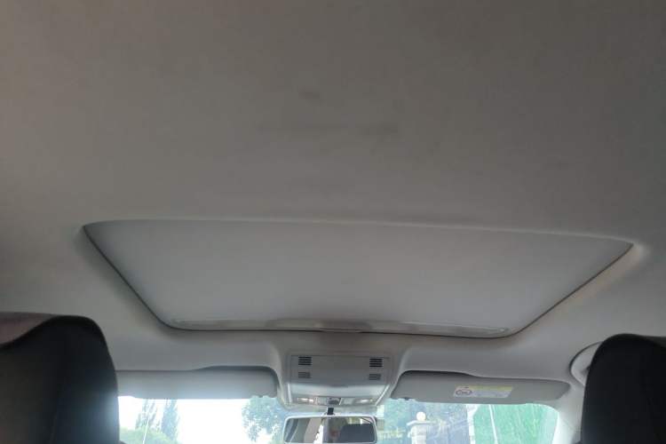 Used Volkswagen Bora 2021 1.5L Automatic Comfort Smart Connect Edition Headliner