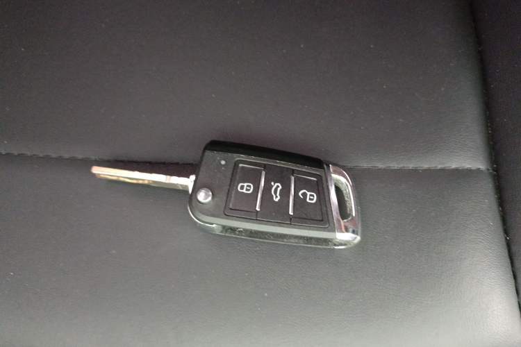 Used Volkswagen Bora 2021 1.5L Automatic Fashionable Smart Connectivity Version Interior 1