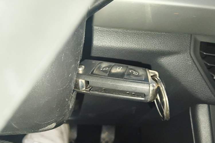 Used Volkswagen Bora 2021 1.5L Automatic Fashionable Smart Connectivity Version Interior 1