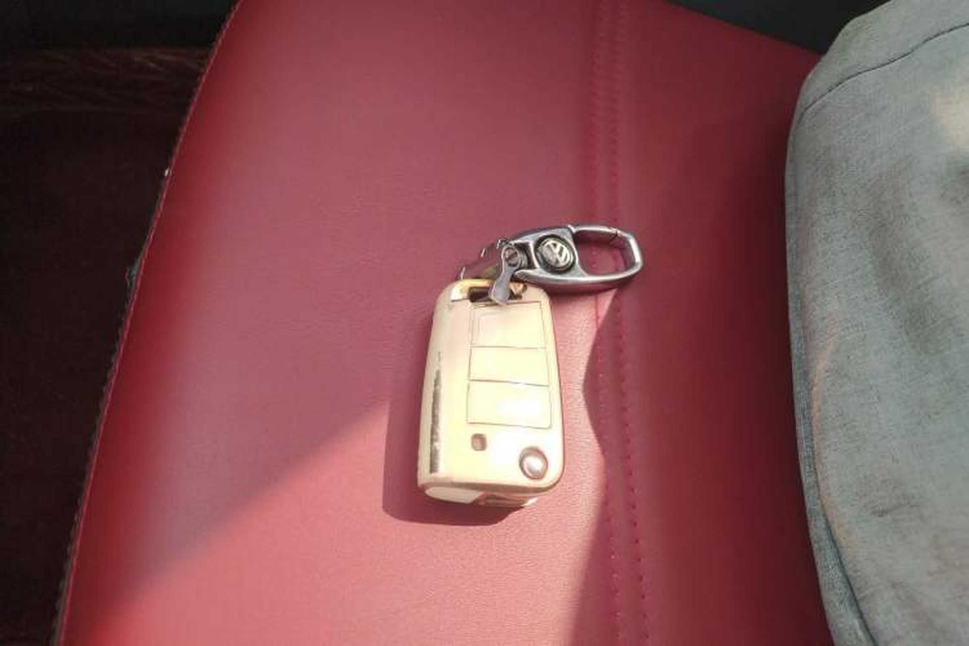 Used Volkswagen Bora 2021 1.5L Automatic Fashionable Smart Connectivity Version Interior 1