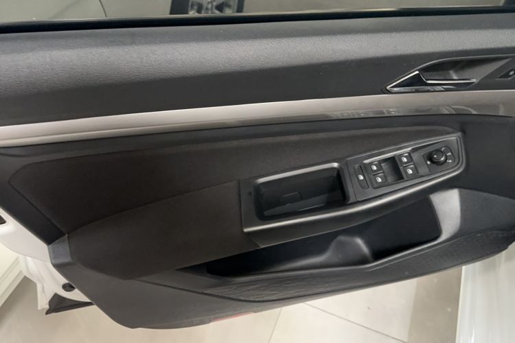 Used Volkswagen Bora 2021 1.5L Manual Fashion Smart Connect Edition Interior 1