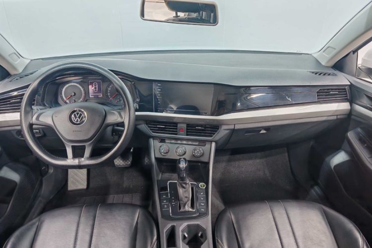 Used Volkswagen Bora 2021 1.5L Automatic Fashionable Smart Connectivity Version Interior 2
