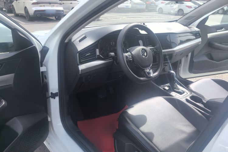 Used Volkswagen Bora 2021 1.5L Automatic Fashionable Smart Connectivity Version Interior 2