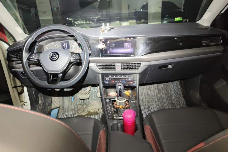 Used Volkswagen Bora 2021 1.5L Automatic Elite Smart Connect Edition Interior 2