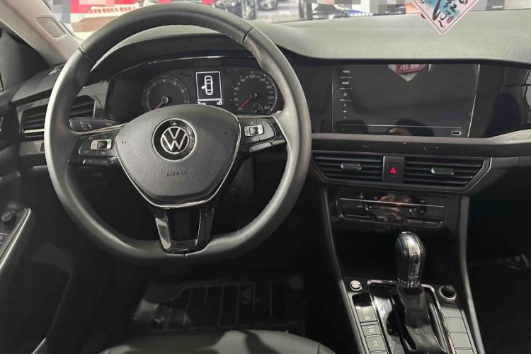 Used Volkswagen Bora 2021 1.5L Automatic Elite Smart Connect Edition Interior 2