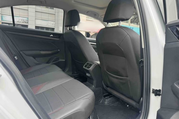 Used Volkswagen Bora 2021 1.5L Automatic Elite Smart Connect Edition Interior 3