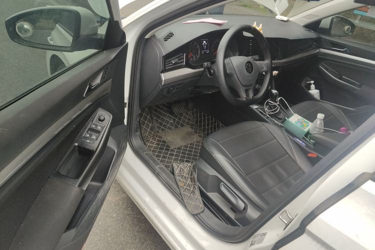 Used Volkswagen Bora 2021 1.5L Automatic Fashionable Smart Connectivity Version Interior 3