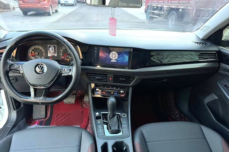 Used Volkswagen Bora 2021 1.5L Automatic Elite Smart Connect Edition Interior 3