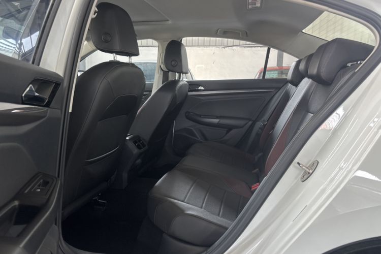 Used Volkswagen Bora 2021 1.5L Automatic Comfort Smart Connect Edition Interior 3