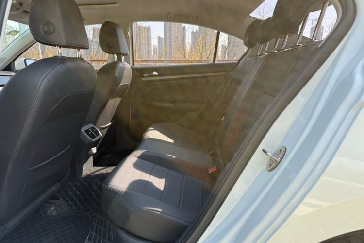 Used Volkswagen Bora 2021 1.5L Automatic Elite Smart Connect Edition Interior 3