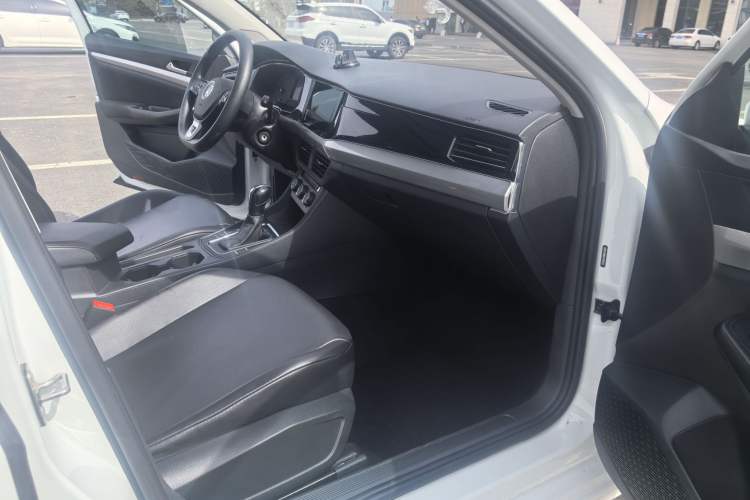 Used Volkswagen Bora 2021 1.5L Automatic Fashionable Smart Connectivity Version Interior 3