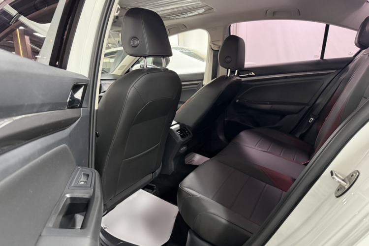Used Volkswagen Bora 2021 1.5L Automatic Elite Smart Connect Edition Interior 3