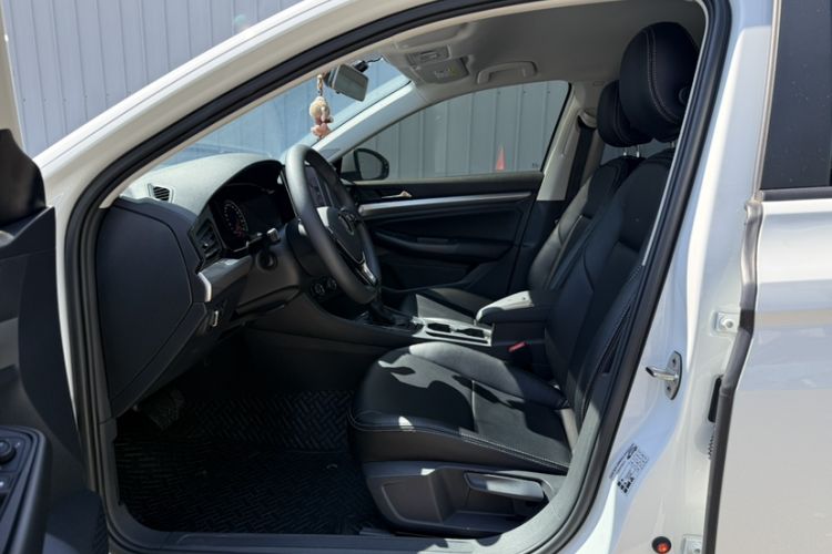 Used Volkswagen Bora 2021 1.5L Automatic Fashionable Smart Connectivity Version Interior 3