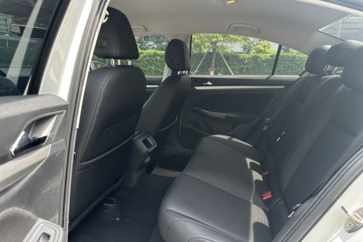Used Volkswagen Bora 2021 1.5L Automatic Fashionable Smart Connectivity Version Interior 3