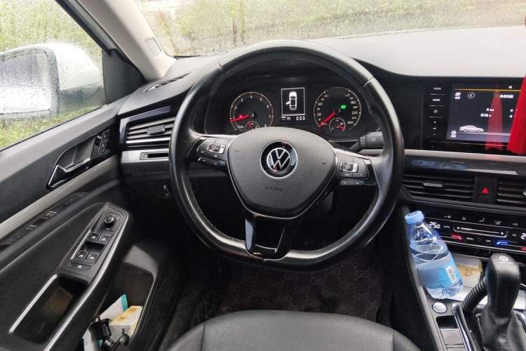 Used Volkswagen Bora 2021 280TSI DSG Elite Smart Connectivity Version Interior 4