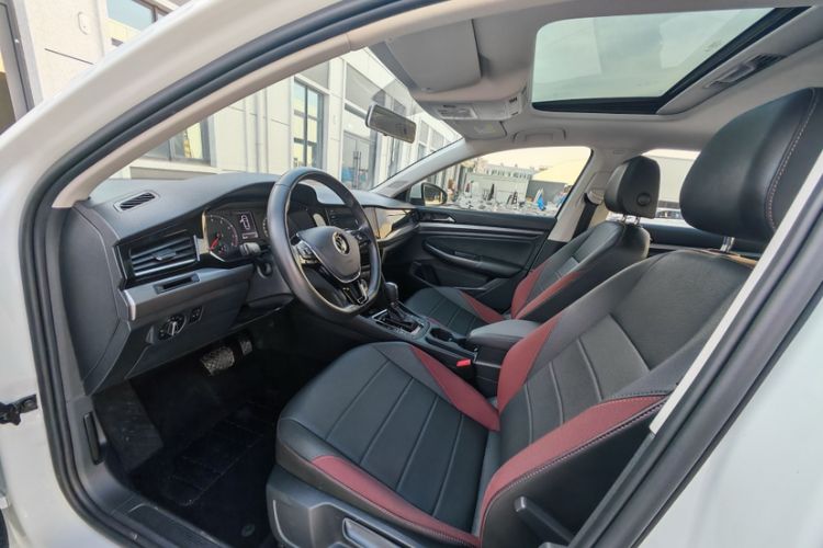Used Volkswagen Bora 2021 1.5L Automatic Comfort Smart Connect Edition Interior 4