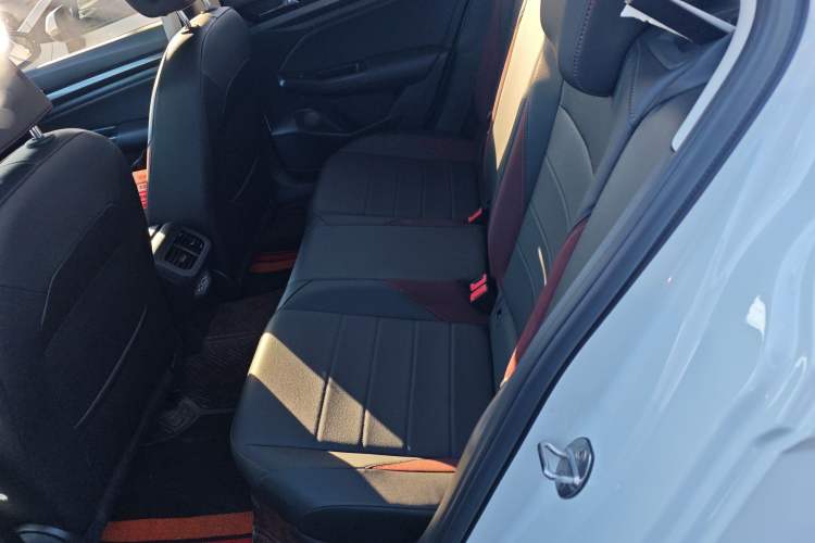 Used Volkswagen Bora 2021 1.5L Automatic Comfort Smart Connect Edition Interior 4