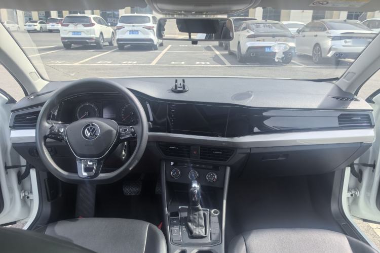 Used Volkswagen Bora 2021 1.5L Automatic Fashionable Smart Connectivity Version Interior 4