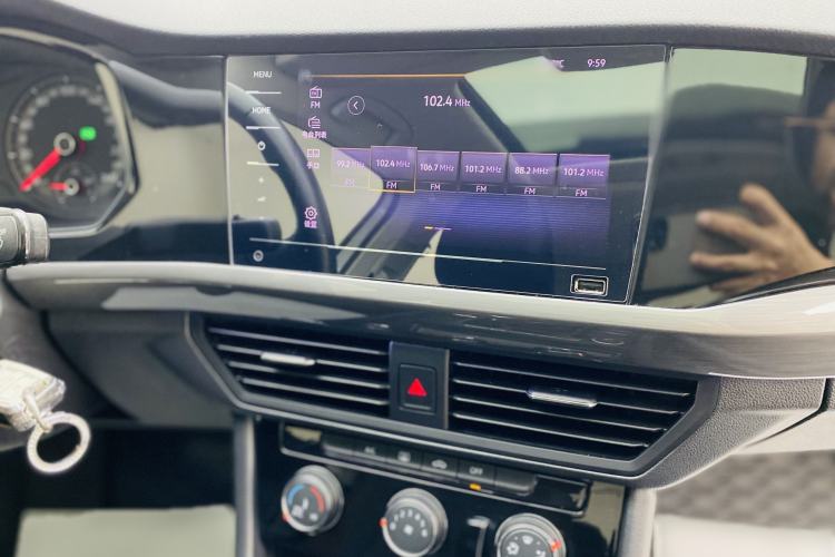 Used Volkswagen Bora 2021 1.5L Automatic Comfort Smart Connect Edition Interior 7