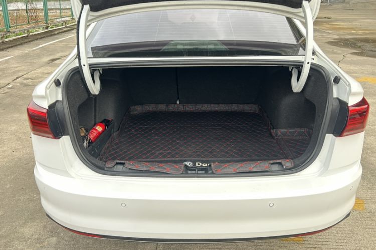 Used Volkswagen Bora 2021 1.5L Automatic Comfort Smart Connect Edition Interior 7