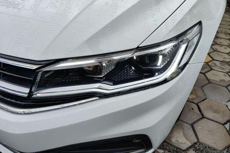 Used Volkswagen Bora 2021 1.5L Automatic Elite Smart Connect Edition Left Front Headlight