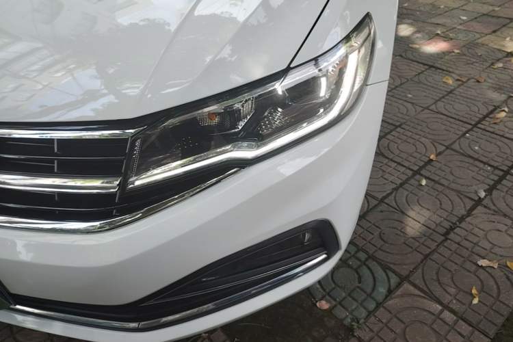 Used Volkswagen Bora 2021 280TSI DSG Elite Smart Connectivity Version Left Front Headlight